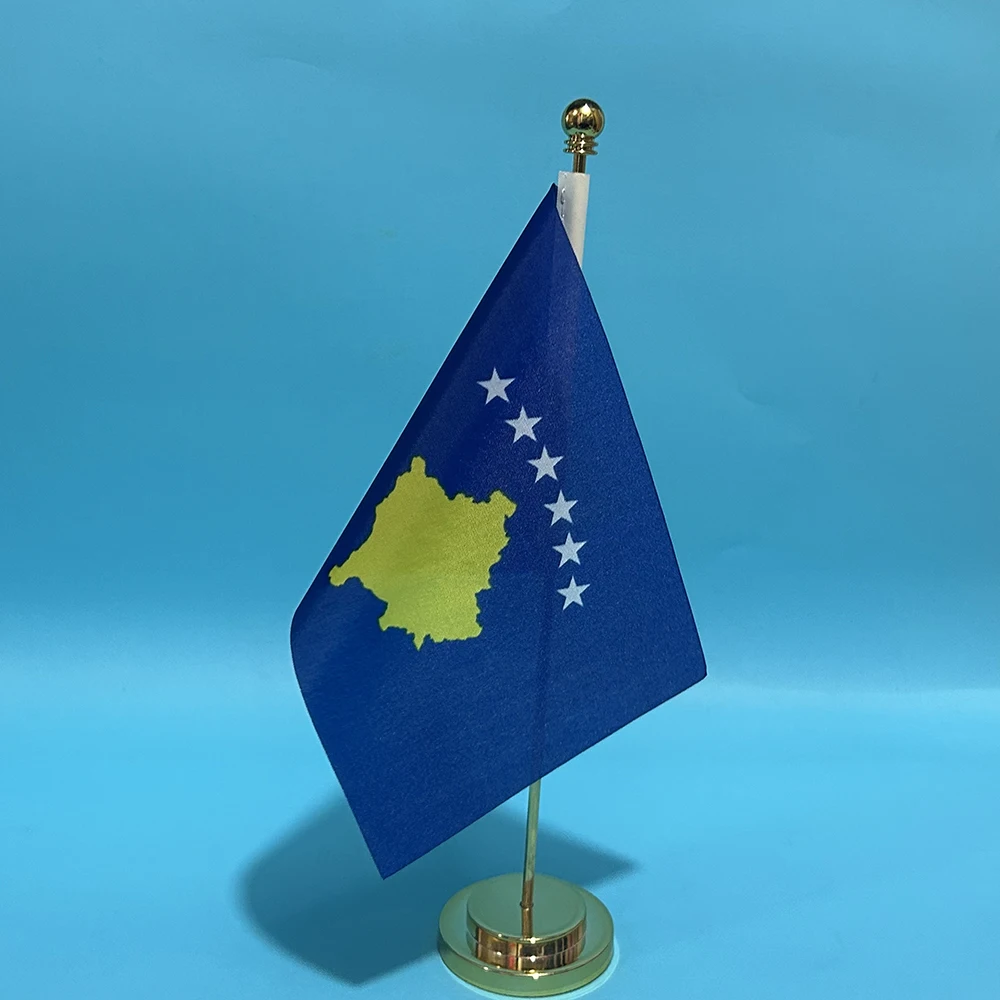 BANDERA DE SKY Bandera de escritorio de oficina Bandera de Kosovo 14x21 cm Poliéster Bandera de mesa de Kosovo Bandera nacional Bandera de país Adornos de escritorio Banderas - imagen 3