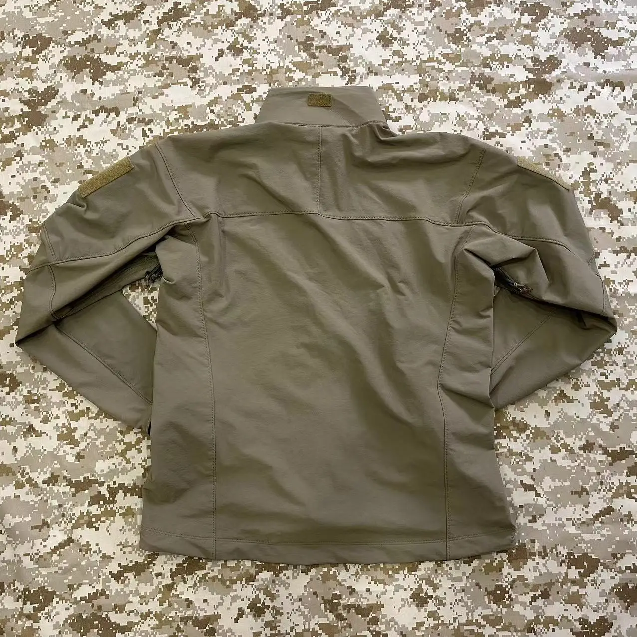 Chaqueta táctica al aire libre de concha suave AOR1 lobo marrón cuatro lados elástica con cremallera completa chaqueta de combate suave chaqueta de concha suave - imagen 3