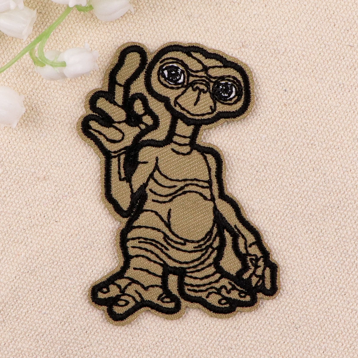 Parches divertidos de extraterrestre para ropa, parches bordados con plancha de dibujos animados para ropa, accesorio de apliques de rayas DIY - imagen 5