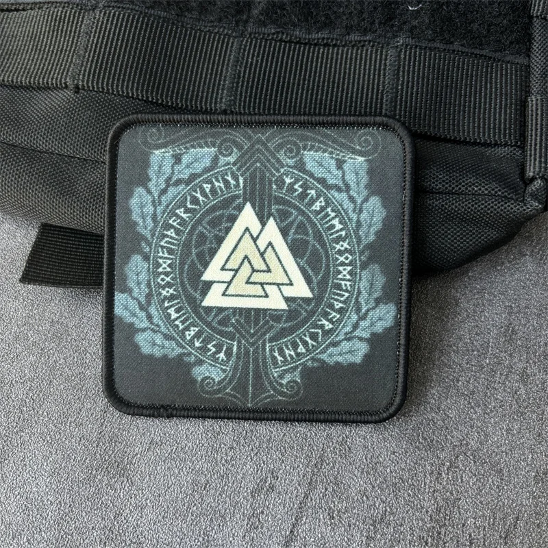 Parche táctico impreso "Los árboles Valknut y Igradrasil", insignias de moral militar, parches con gancho, pegatina para mochila y ropa - imagen 4