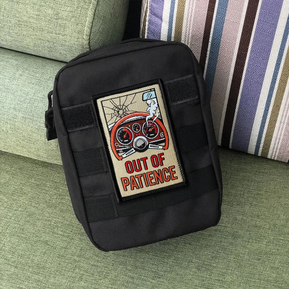 Parche de moral Out of Patience – Emblema táctico con velcro para airsoft - imagen 3