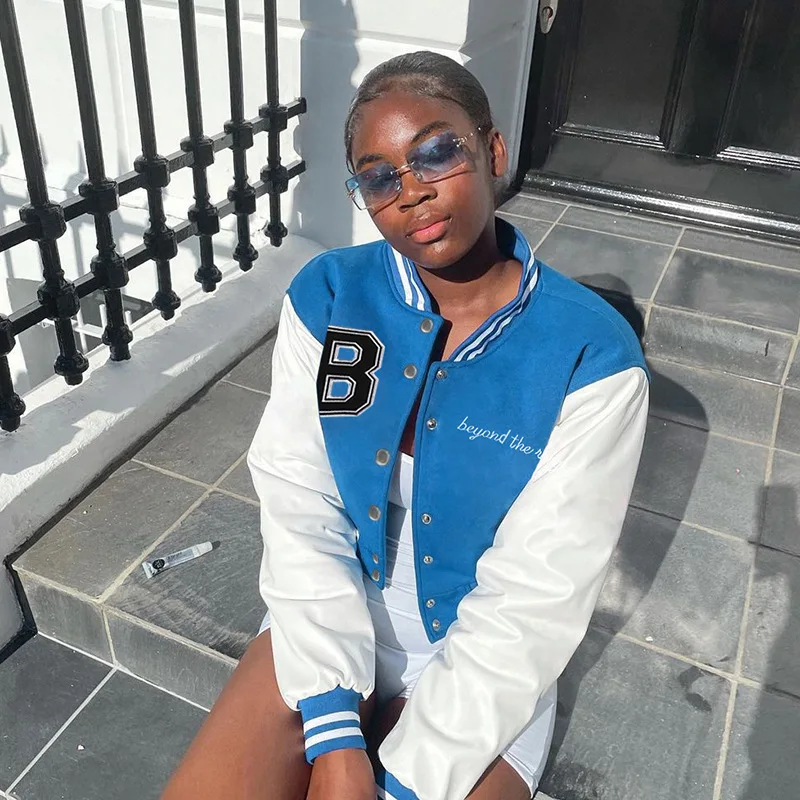 Uniforme de béisbol con estampado de letras para mujer, chaqueta Bomber de retales de cuero PU, abrigo informal, Tops cortos - imagen 4