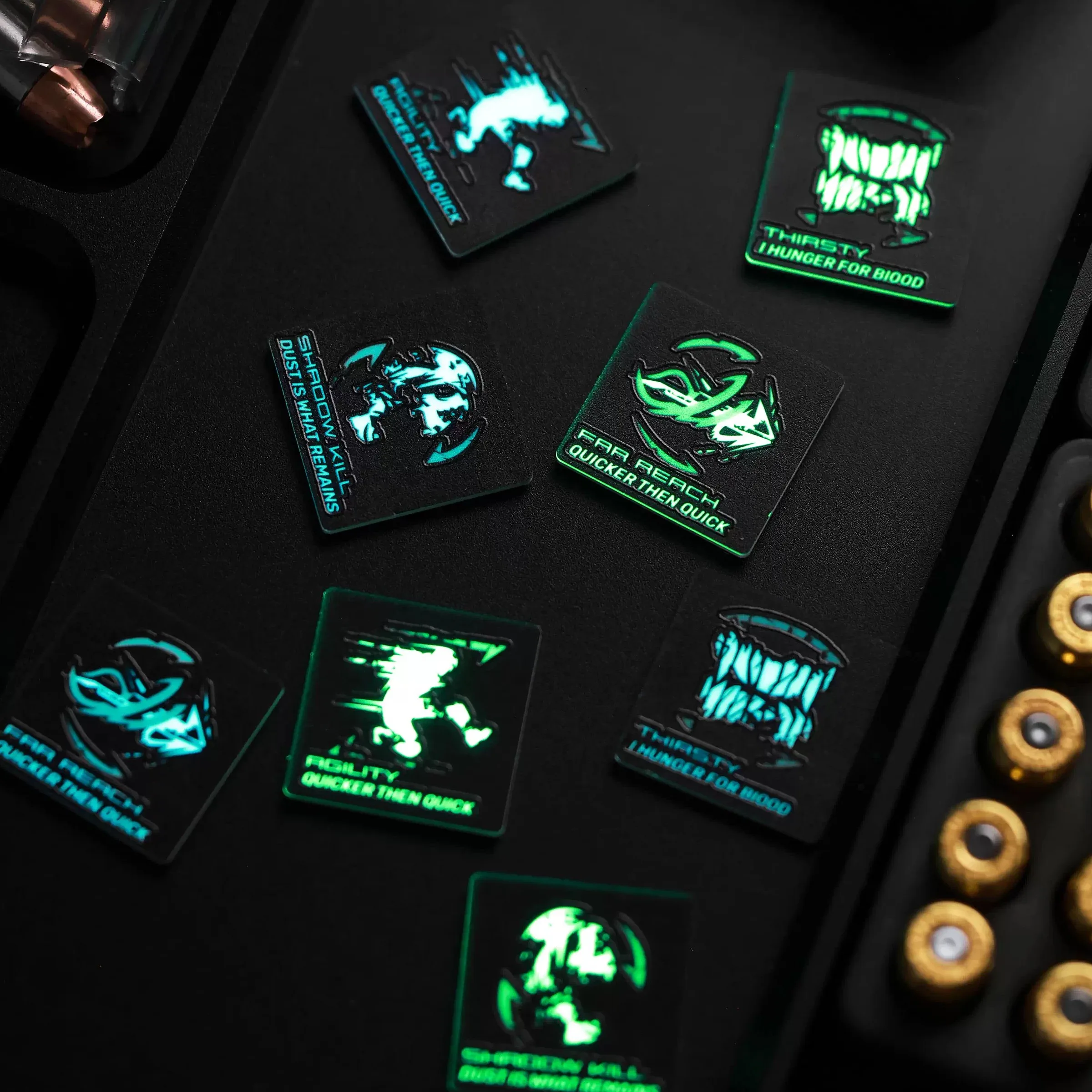 Parche luminoso de la serie Shame Game AGILITY SHADOW KILL FAR REACH THIRSTY, brazalete táctico que brilla en la oscuridad para decoración de bolsas de ropa - imagen 2