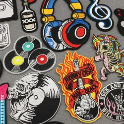 Parche bordado rock – termoadhesivo y cosible para ropa o mochila