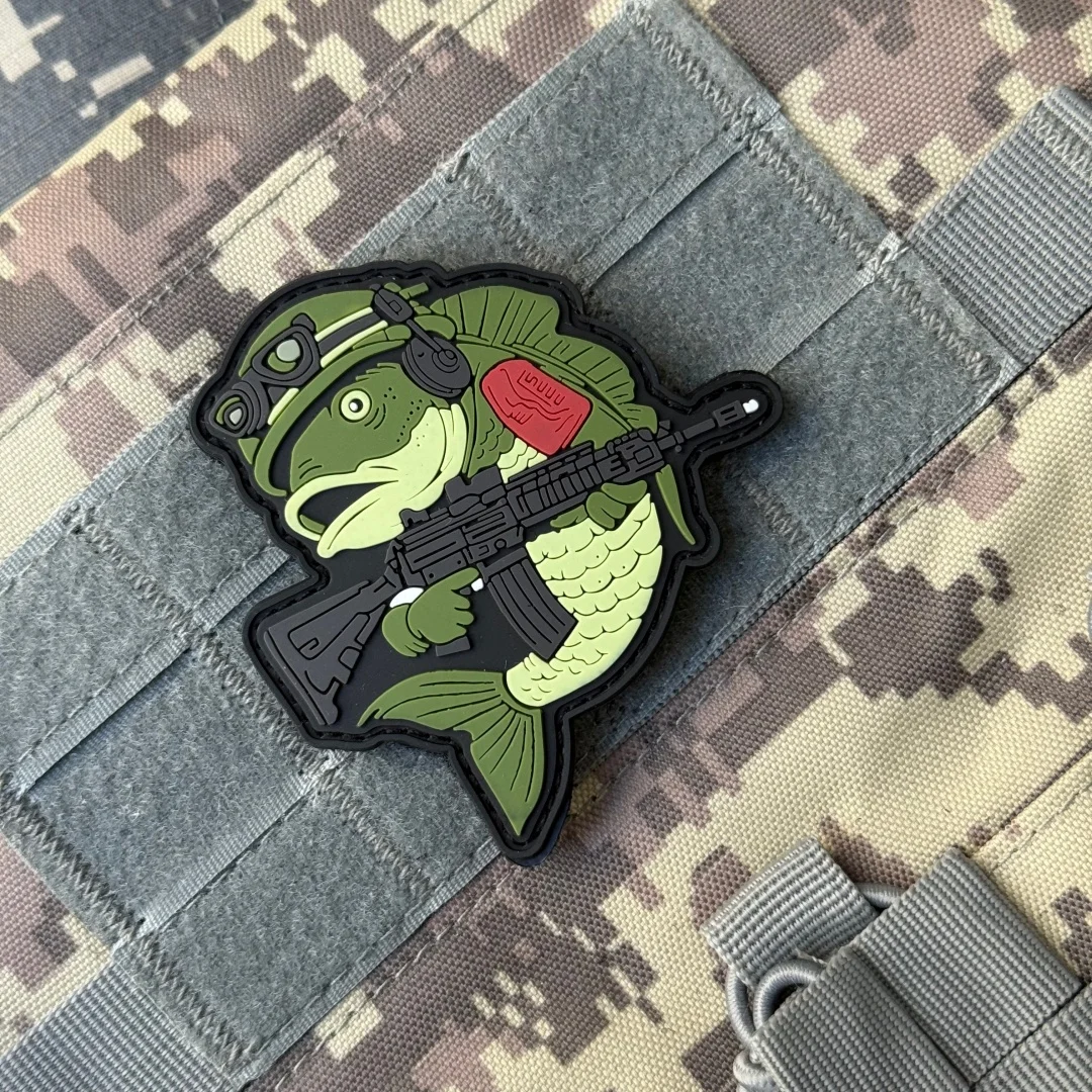 Parche de pez táctico, insignia de moral de PVC, apliques militares personalizados, gancho y bucle para ropa, mochila, accesorios, pegatinas - imagen 2