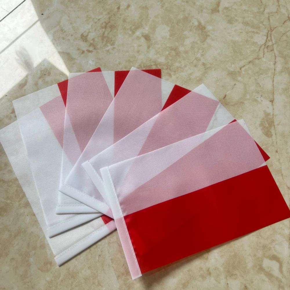 Bandera de Polonia de 14x21cm, parte superior redonda con poste de plástico - imagen 3