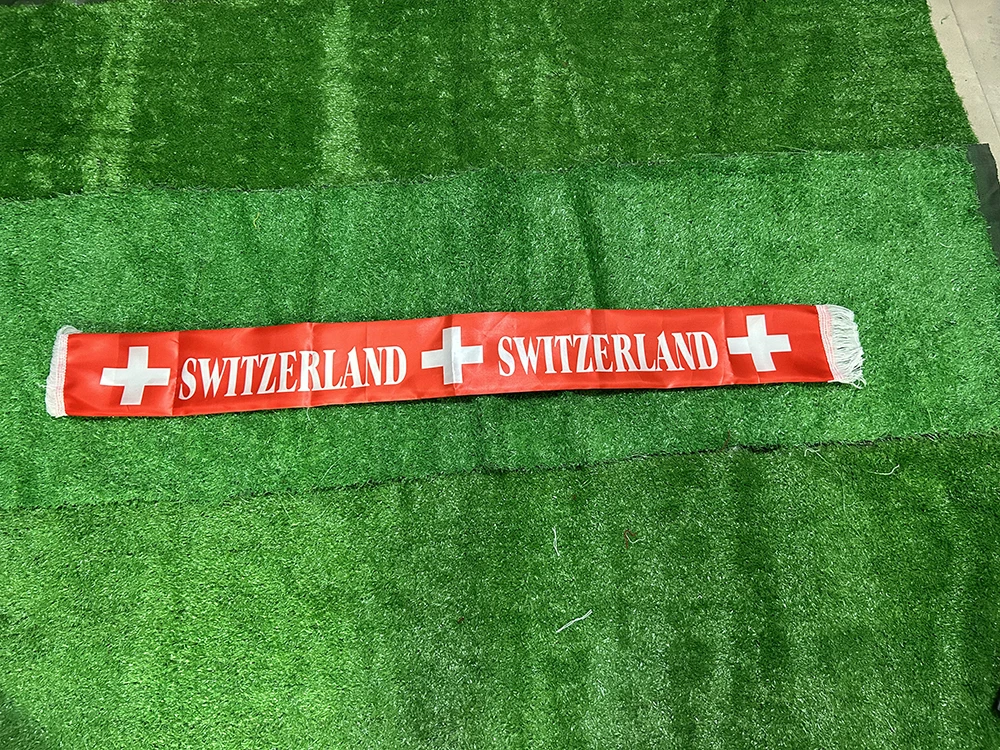Bufanda bandera Suiza de satén con borlas para fútbol - imagen 2