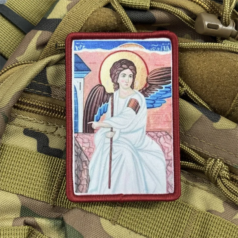 Parche con estampado de Madonna para ropa, insignias de moral táctica, parches militares con gancho, pegatinas para mochila - imagen 3