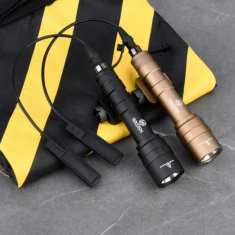 WADSN Tactical Airsoft Surefir M600 M600U arma Scout potente linterna de doble función interruptor de caza al aire libre ajuste 20mm Rail - imagen 3
