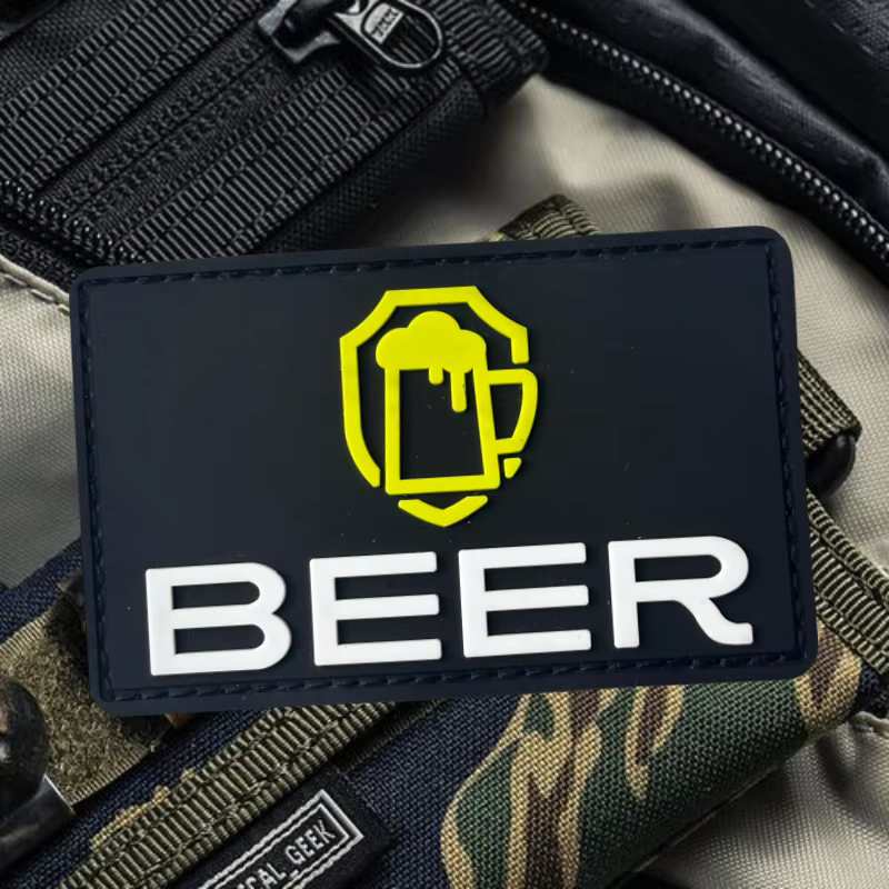 Parche táctico PVC Beer con velcro para brazalete y chaleco - imagen 5