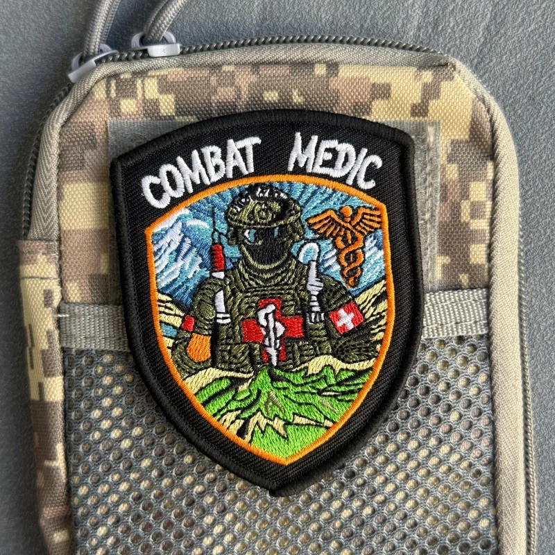 Parche táctico bordado serpiente militar con velcro para mochila - imagen 4