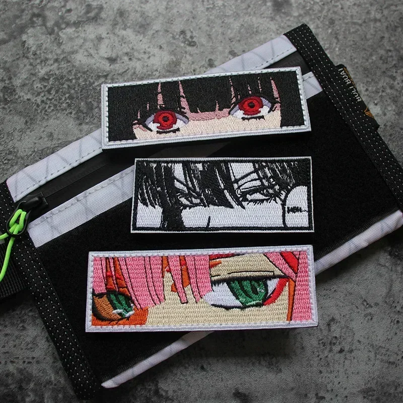 Parche de gancho y bucle Bordado de ojos de chica de Anime en mochila, parches tácticos adhesivos de chica Sexy para ropa, insignia de moral, brazalete - imagen 3