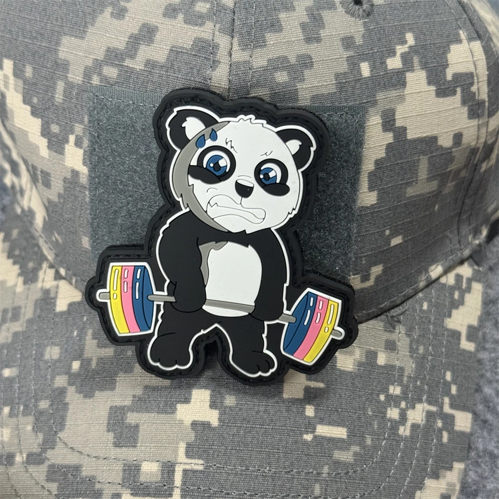 Parche de Fitness "Panda Lifts Barbell", insignia de moral táctica, brazalete militar, gancho y bucle de PVC, pegatina para mochila para ropa - imagen 4