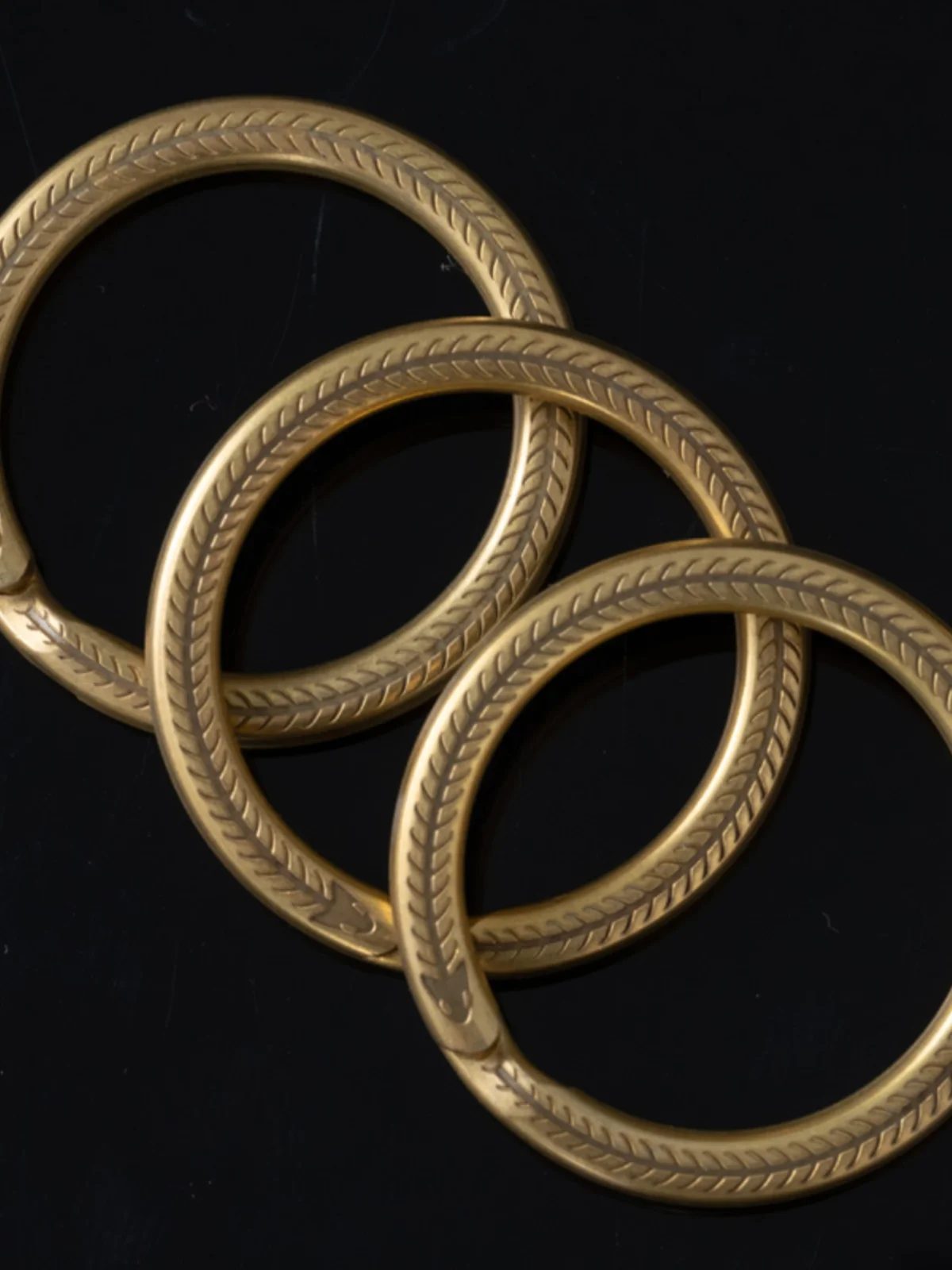 Llavero grabado Vintage de latón, accesorio grueso de hueso de serpiente individual para coche, bricolaje - imagen 2