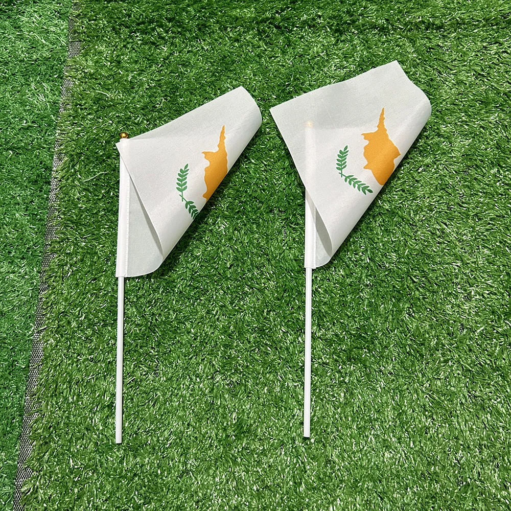 Bandera del cielo, bandera de mano de Chipre, 10/20/50/100 Uds., 21x14cm, banderas onduladas de mano de Chipre con poste de plástico para actividades deportivas, decoración del hogar - imagen 4