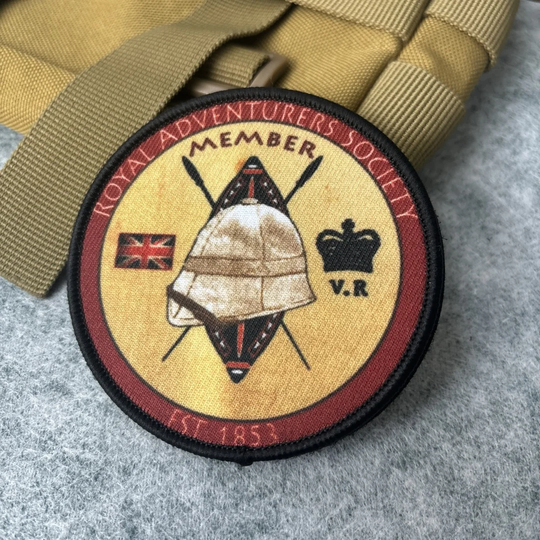 Parches con estampado táctico de la sociedad Royal Adventurers, parche de gancho y bucle V.R, brazalete del ejército, insignia de moral militar, mochila, pegatina para ropa - imagen 2