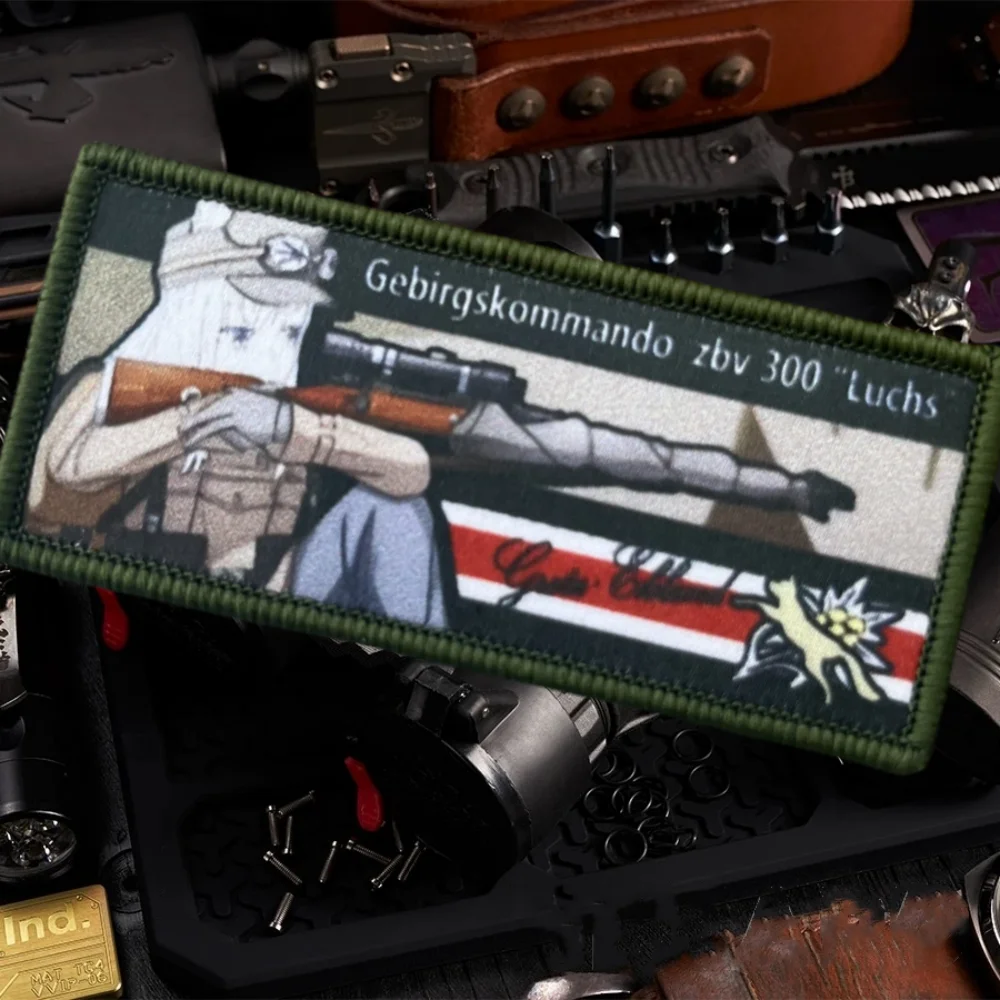 Parche táctico de belleza de Anime para ropa, parches de gancho y bucle impresos para chica, brazalete, insignia de moral militar, pegatinas para mochila