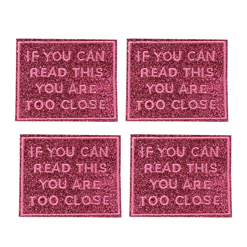 Variedad de motivos con letras y mensajes