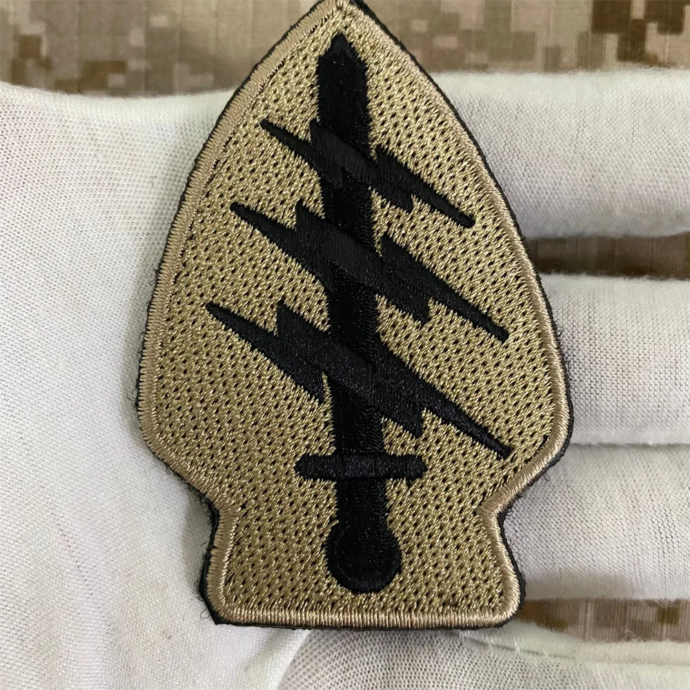 Accesorios de ropa táctica al aire libre, insignias de estilo moral, insignias conmemorativas, pegatinas de parche, juego de 3 piezas - imagen 3