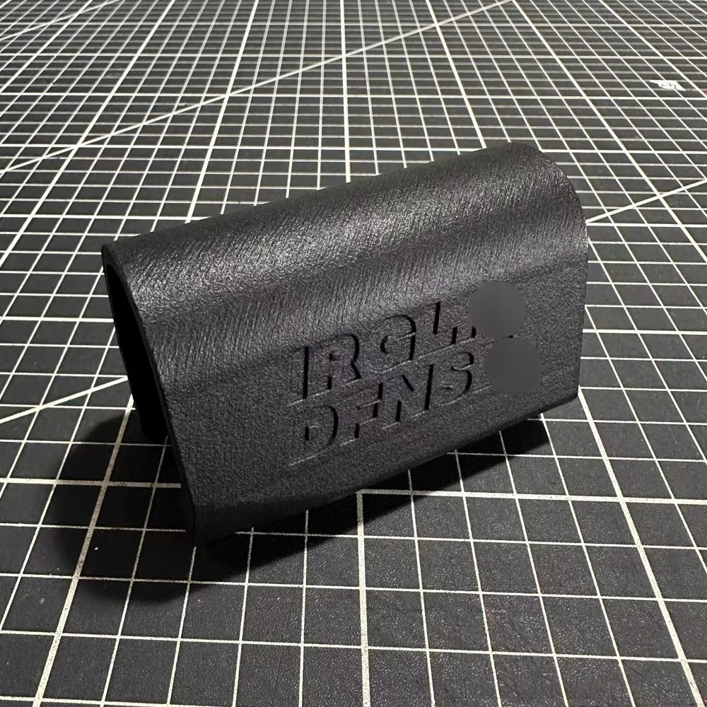 【AS】Almohadilla elevadora trasera IRGLR DFNSE estilo LDT416 A5 con textura moldeada por inyección