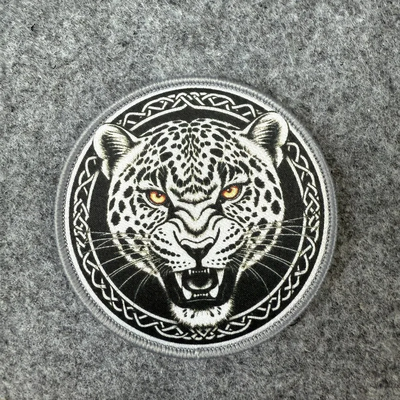 Parche táctico tótem bestia leopardo lobo tejón mapache gancho y bucle insignia de moral brazalete militar pegatinas para mochila - imagen 3