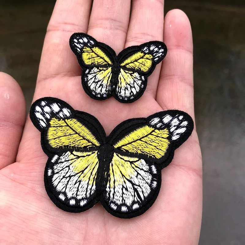2 uds insignias bordadas de mariposa parches para planchar en ropa DIY vestido Jeans sombrero accesorios de ropa pegatinas de apliques de dibujos animados - imagen 5