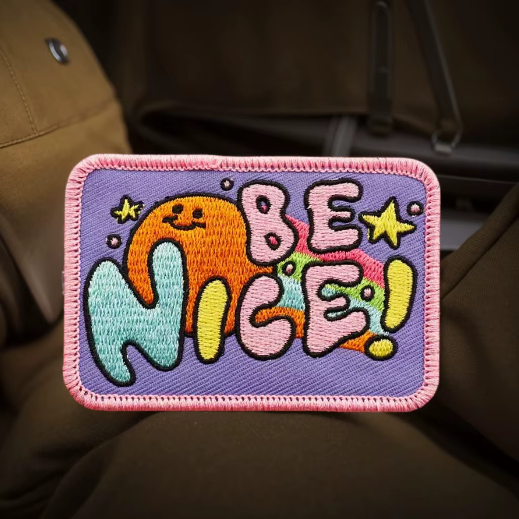 Parche táctico Be Nice bordado insignia moral táctica gancho-bucle