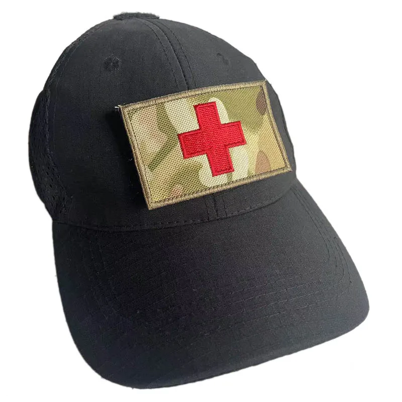 Parche táctico bordado Cruz Roja primeros auxilios – MOLLE reflectante - imagen 5