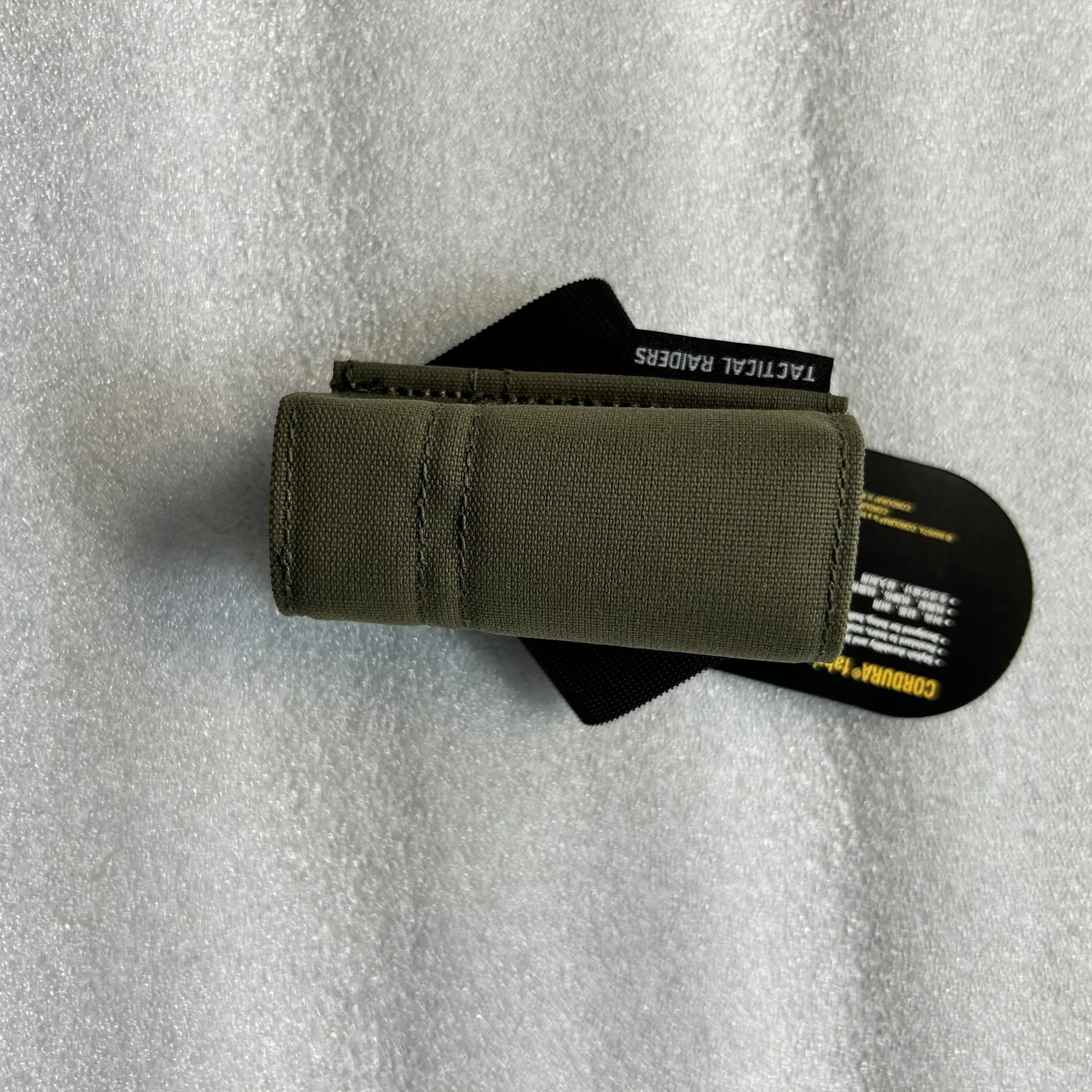 Esstac-Estilo 40 °   Bolsa magnética para pistola individual en ángulo (9 mm) - imagen 4