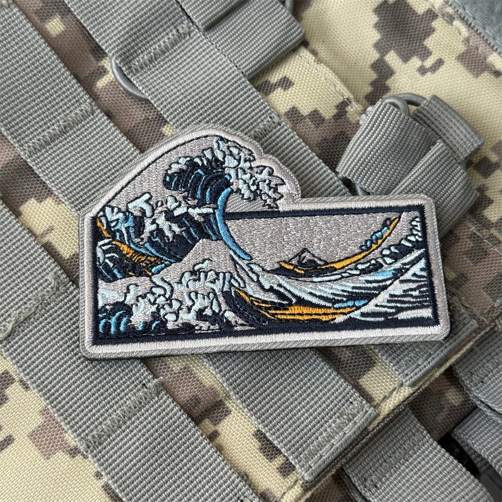 Parche de ondas en el océano, insignia de moral táctica, parches bordados de gancho y bucle para ropa, equipo militar, pegatina para casco - imagen 5