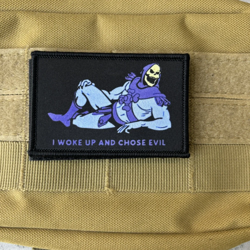 Parche táctico I WOKE UP AND CHOSE EVIL para ropa, emblema de gancho y bucle con estampado de muerte, insignia de moral militar, brazalete, pegatinas para mochila - imagen 4