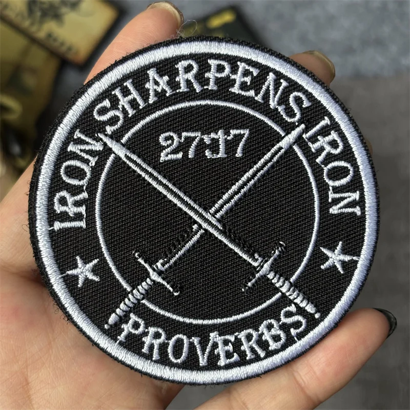 Parche bordado de espadas dobles militares para ropa, gancho, insignias de moral táctica, parches, pegatinas para mochila - imagen 2