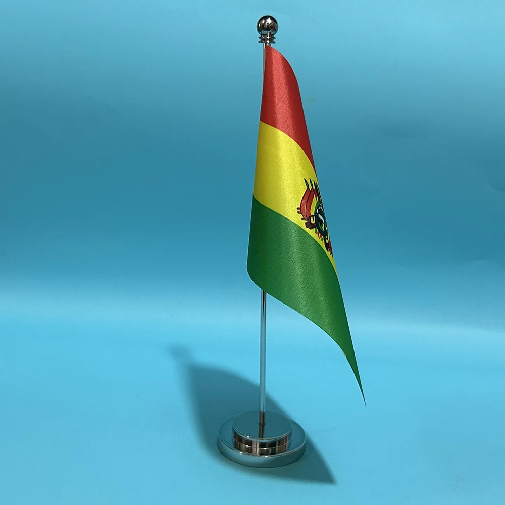 BANDERA DE SKY Bandera de escritorio de oficina Bandera de Bolivia 14x21 cm Poliéster Bolivia Banner nacional Adornos de escritorio Banderas para decoración de mesa - imagen 4