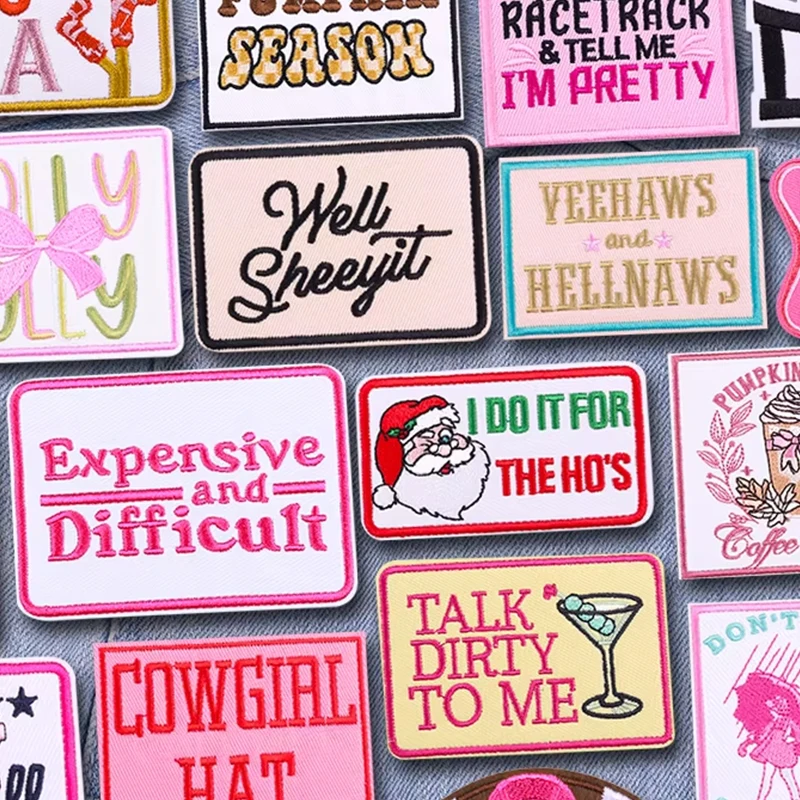 Parche bordado cuadrado para planchar letras cartoon DIY insignia