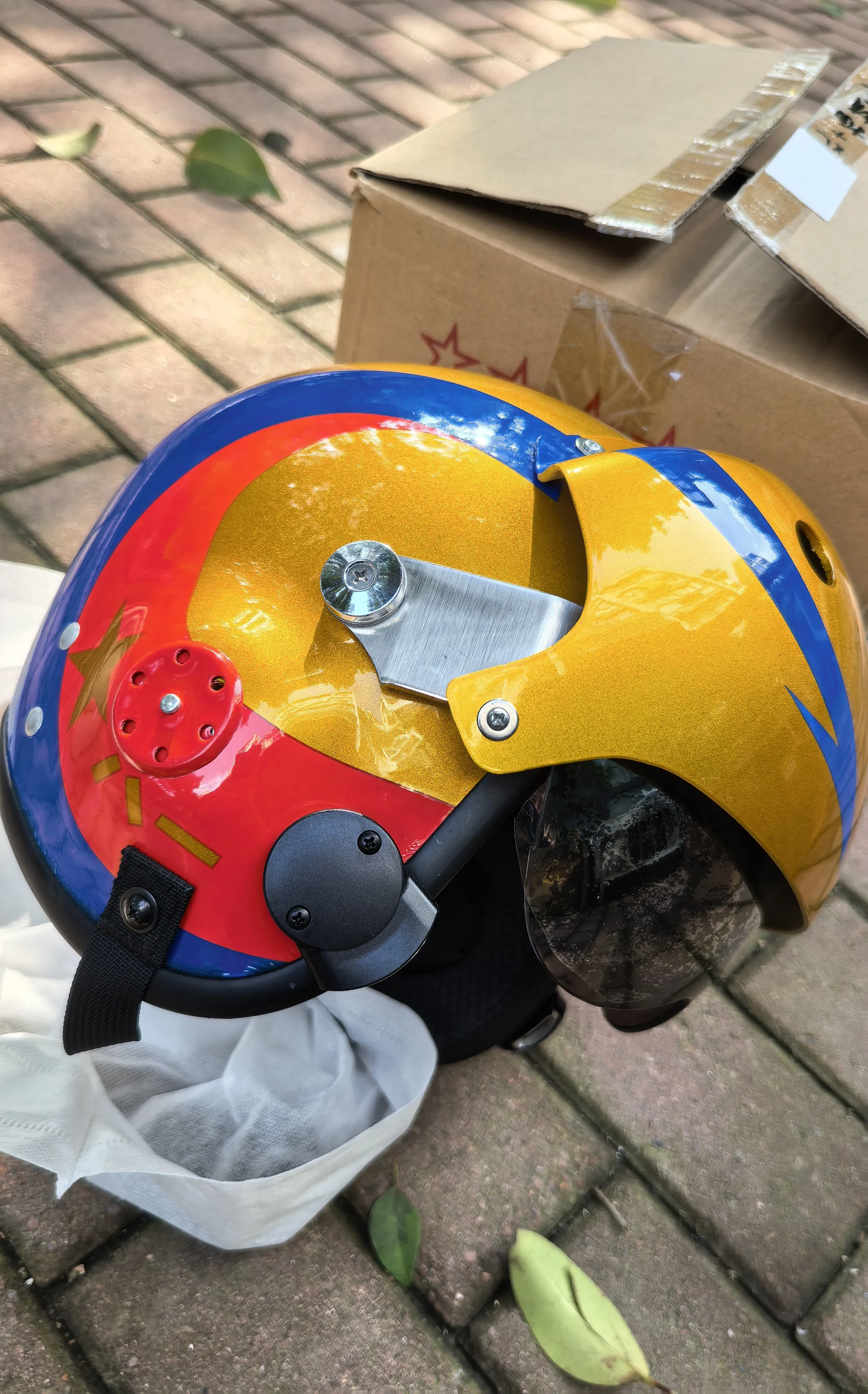 Mono piloto militar cuatro estaciones con casco y mascarilla oxígeno - imagen 5