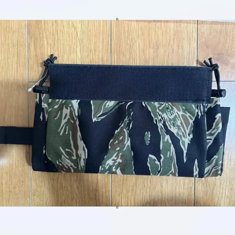 Bolsa médica con patrón de puntos para el pecho, chaleco táctico para exteriores, bolsa de rollo colgante para el pecho