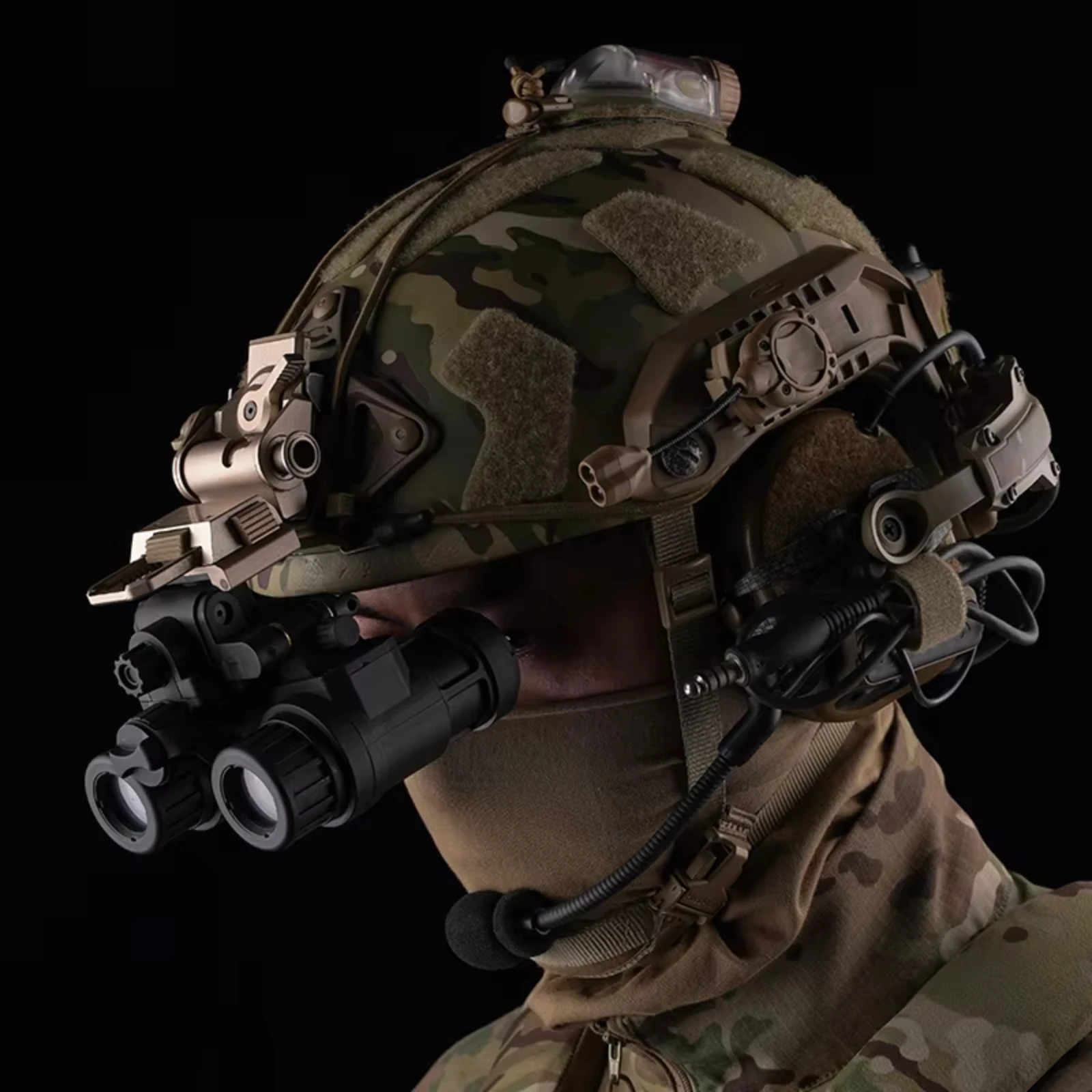 AN/PVS31 gafas de visión nocturna Binoculares de doble tubo accesorios simulados con luz verde accesorios para casco Airsoft para caza Cosplay - imagen 2