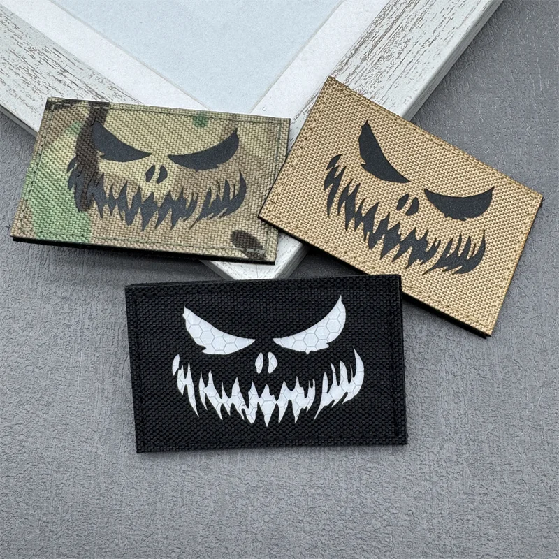 Parches tácticos con emblema reflectante IR, parches en mochila, chaleco, insignias para ropa, gancho y bucle, equipo para exteriores, 1 ud.