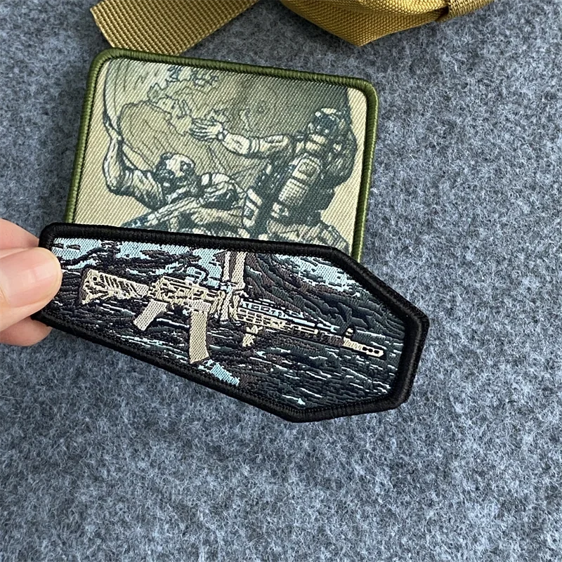 Insignia de moral táctica, parche de piedra de soporte de soldado de atlantala-no te deja ir, parches trenzados, pegatina de mochila de gancho y bucle - imagen 4