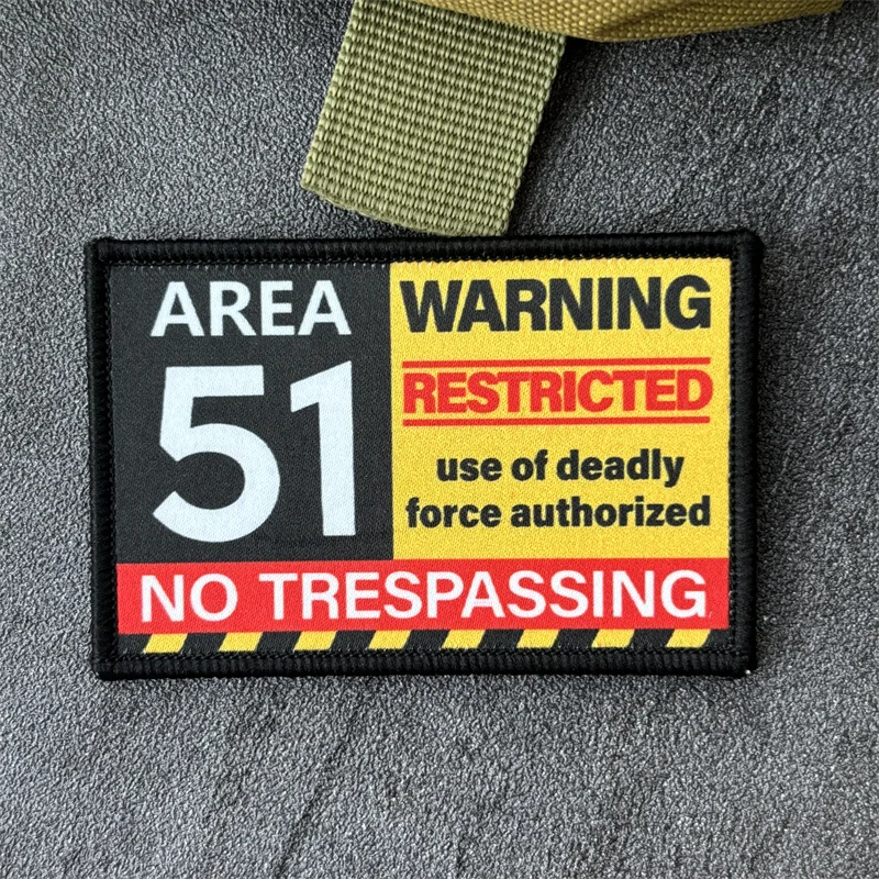 Parche con estampado "WARNING", insignia de moral táctica "RESTRICADA", gancho con bucle, parches para ropa militar "sin huellas", pegatina para mochila - imagen 4