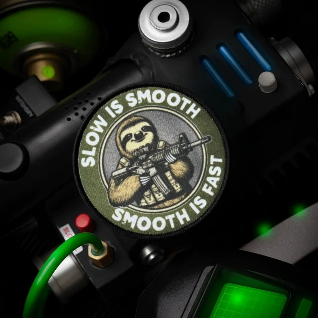 Lento es suave es rápido parche táctico moral ejército militar perezoso impreso gancho bucle parches para ropa mochila pegatina