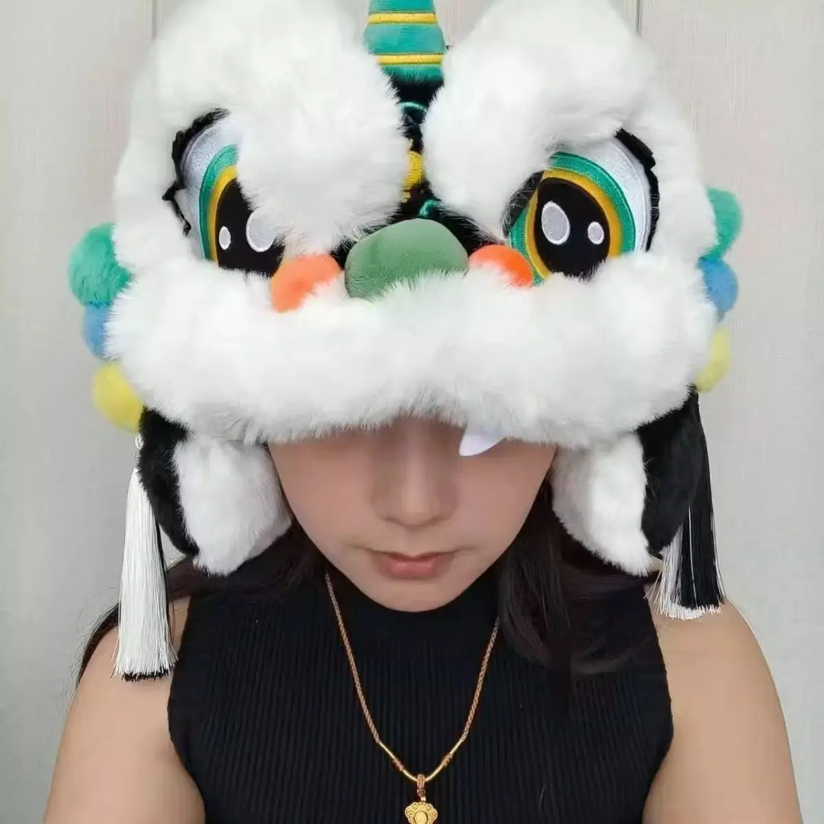 Cubierta táctica para casco de danza del león, gorro de felpa con diseño de león, gorro cálido para esquiar, vehículo eléctrico, equipo para actividades al aire libre en invierno - imagen 2
