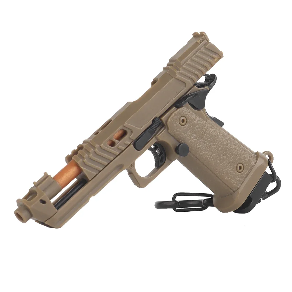 TTI G34 llavero Fidget juguete Mini pistola de plástico forma llavero táctico modelo realista pistola juguete regalo decoración Juguetes - imagen 4