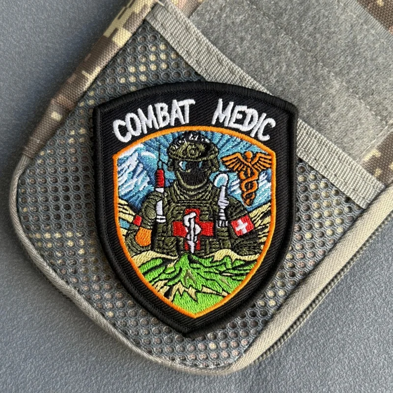Parche táctico bordado serpiente militar con velcro para mochila - imagen 5