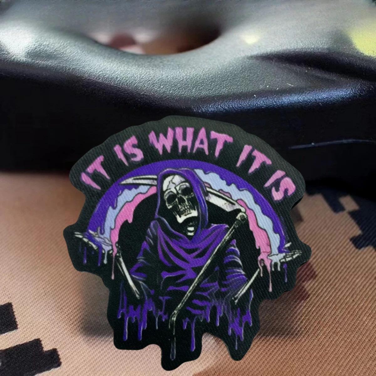 Parche táctico Skull Reaper Spooky Halloween Es lo que es la insignia de moral brazalete militar parches de gancho y bucle impresos mochila - imagen 4