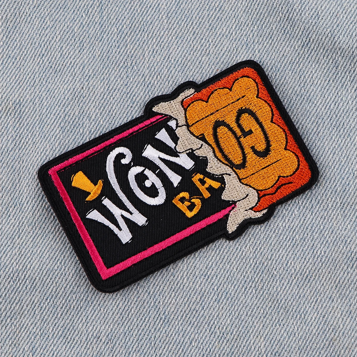 Parches bordados de billete de Chocolate en mochila, pegatinas para ropa, parches de hierro de Anime para ropa a rayas - imagen 4