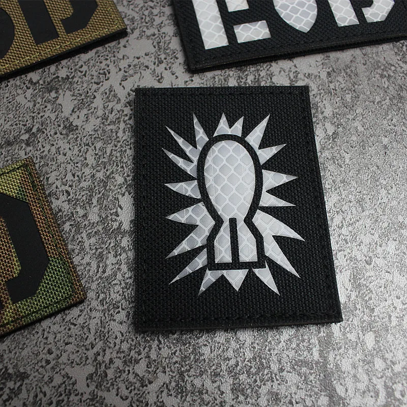 Insignia de ventilador militar grabada con láser, reflectante IR, brazaletes de almuerzo, insignia de camuflaje de moral, parches de gancho y bucle para ropa - imagen 4