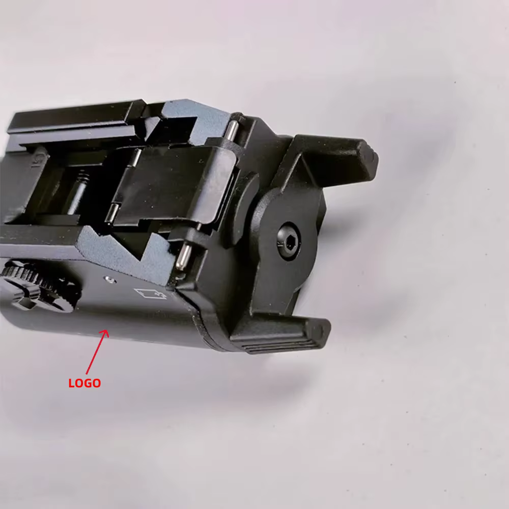 Linterna táctica TR-1 LED alta luminosidad con colgante - imagen 4