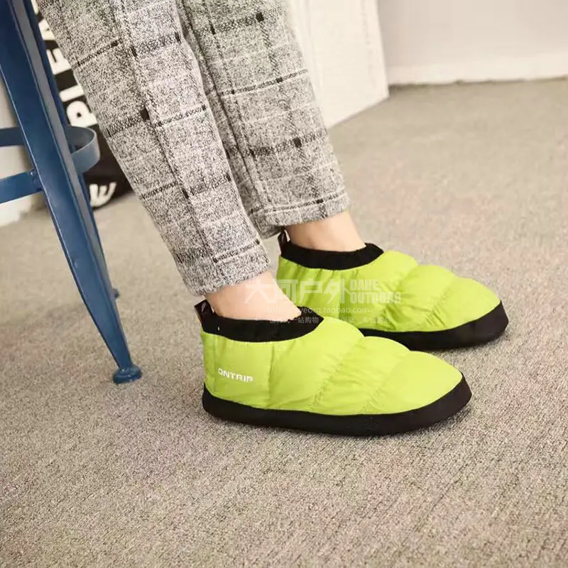Zapatos de aislamiento exterior antideslizantes para hombre y mujer, zapatillas térmicas de viaje para acampar, zapatos de Interior para el hogar - imagen 3