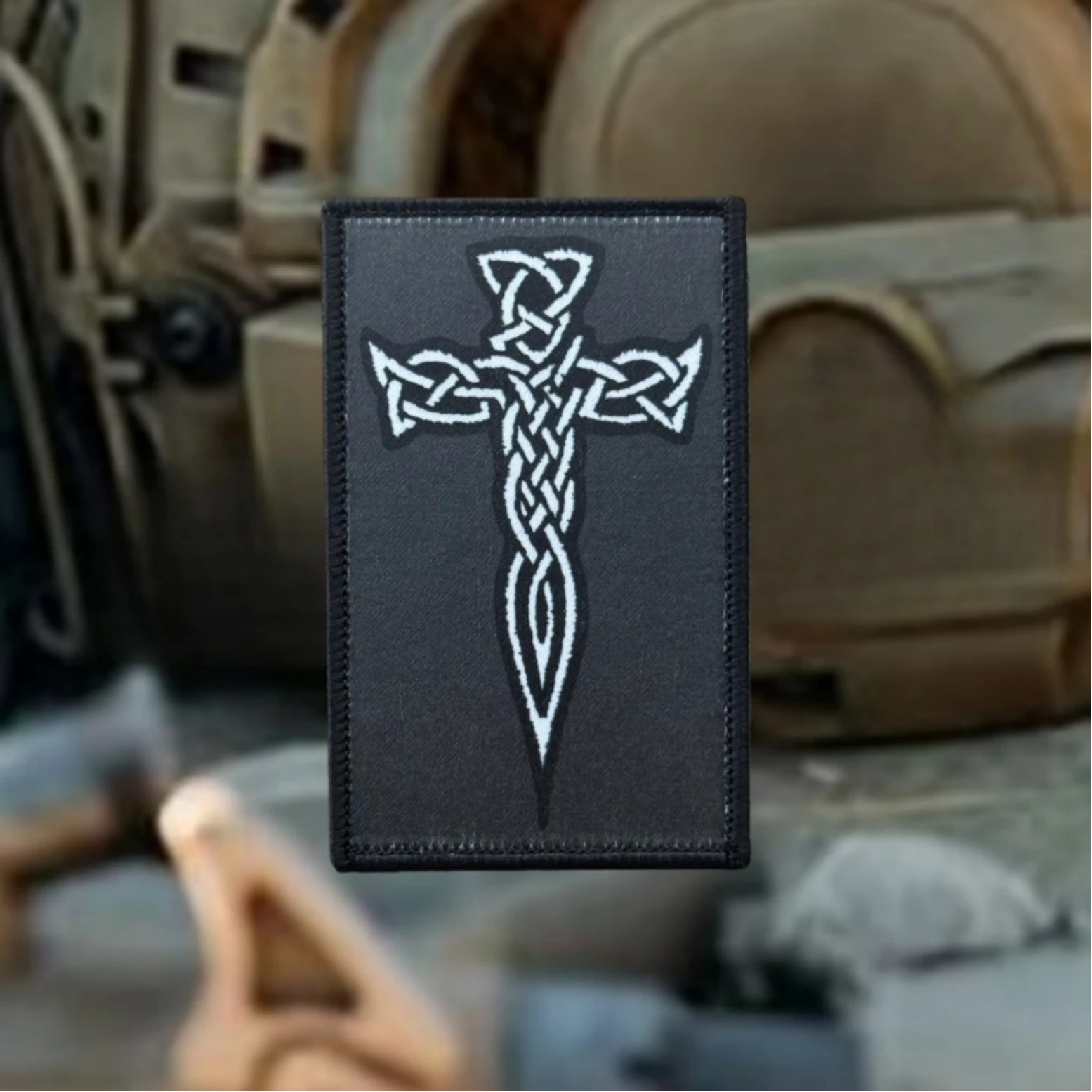 Parche de cruz celtaica, parche táctico de moral religiosa cristiana irlandesa, pegatinas para mochila, parches de gancho y bucle impresos para ropa - imagen 3